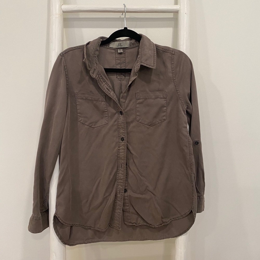 Thread Supply Utility Button Down